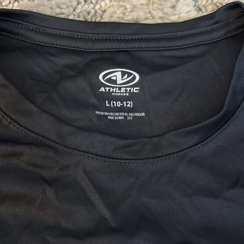 Athletic Works Long sleeve mesh shirt size Large (10-12) Football shirt